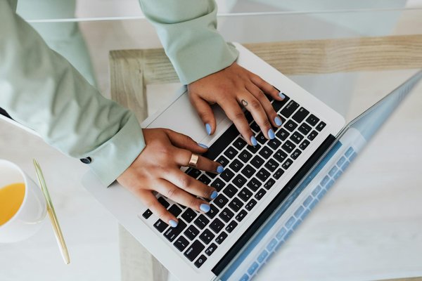 Transforming UK Marketing: Harnessing AI-Powered Sentiment Analysis for Business Advancement